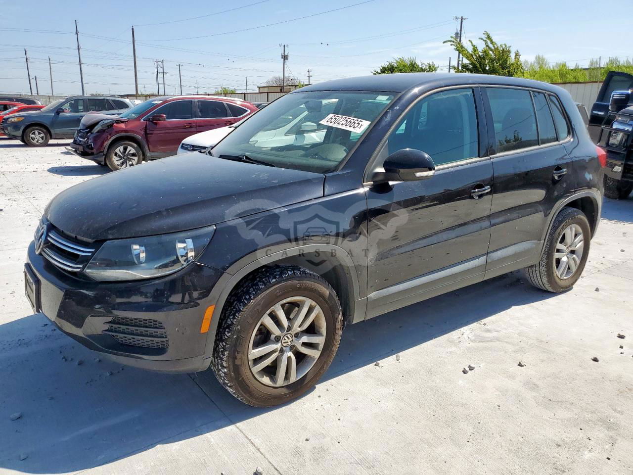 Volkswagen Tiguan S 2.0L  4 2012