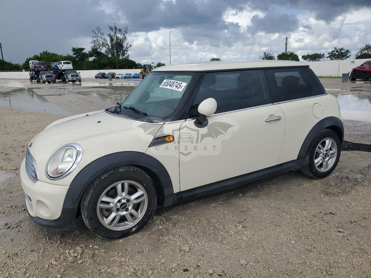 Mini Cooper 1.6L  4 2013