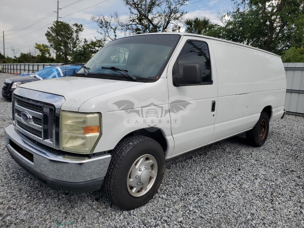 Ford Econoline E350 SUPER DUTY VAN 5.4L  8 2011