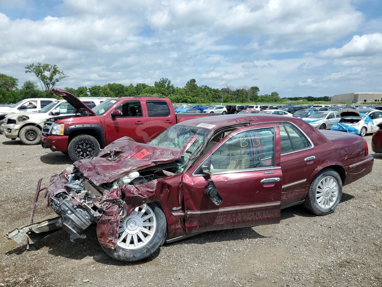 Mercury Grand Marquis LS 4.6L  8 2009