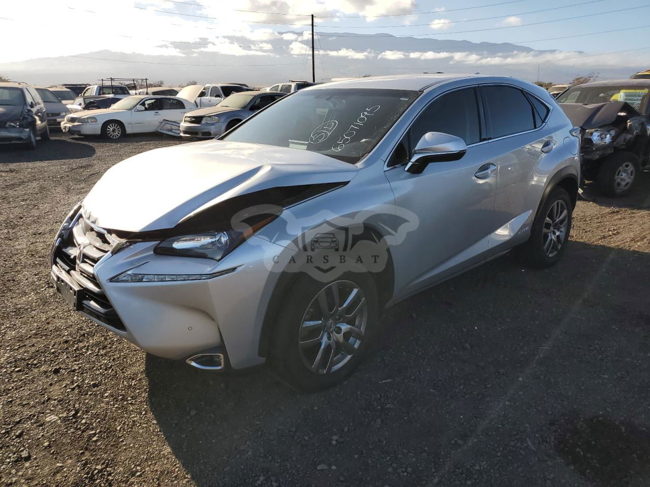 Lexus NX 300H 2.5L  4 2015