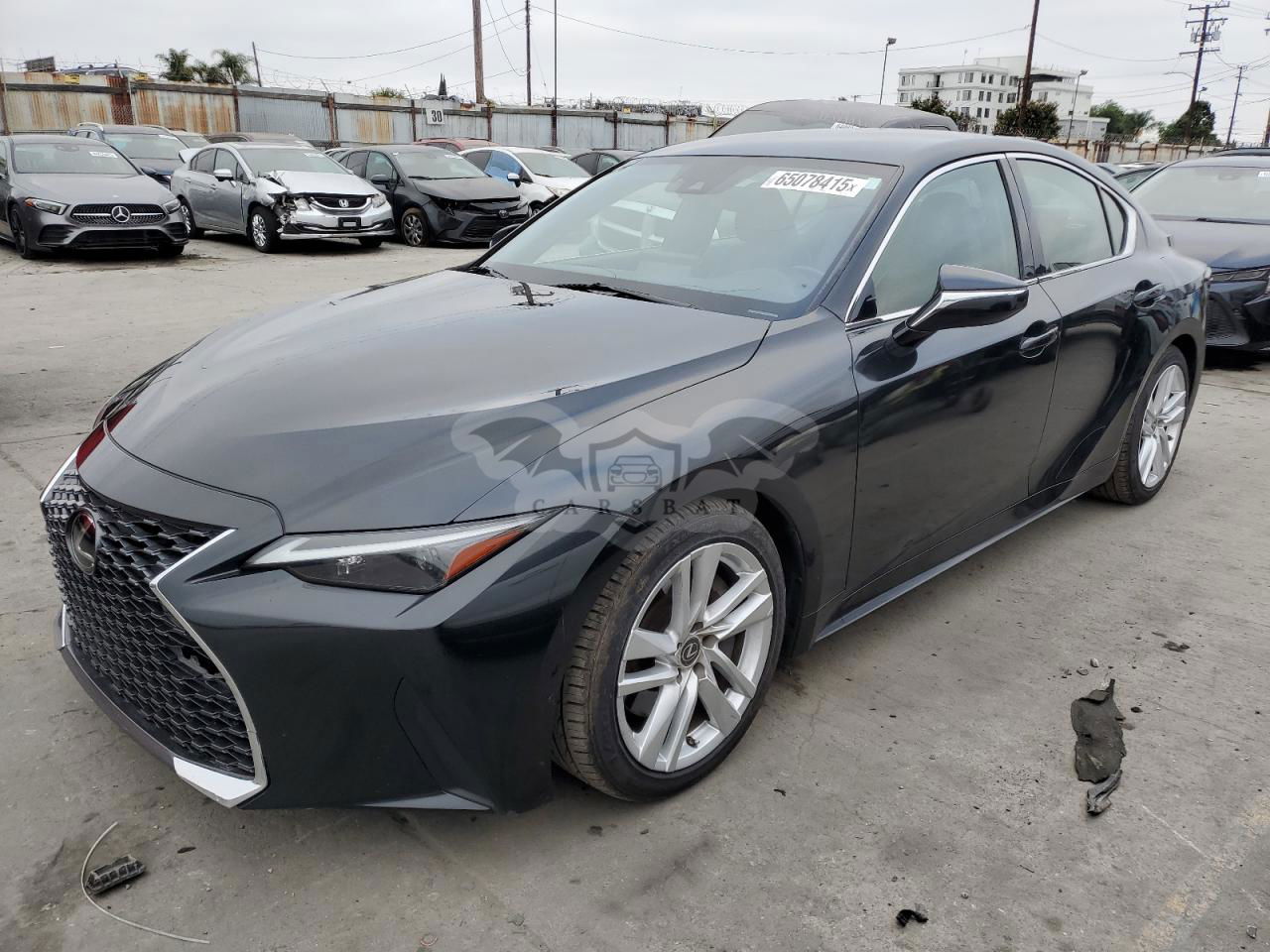 Lexus IS 300 2.0L  4 2021
