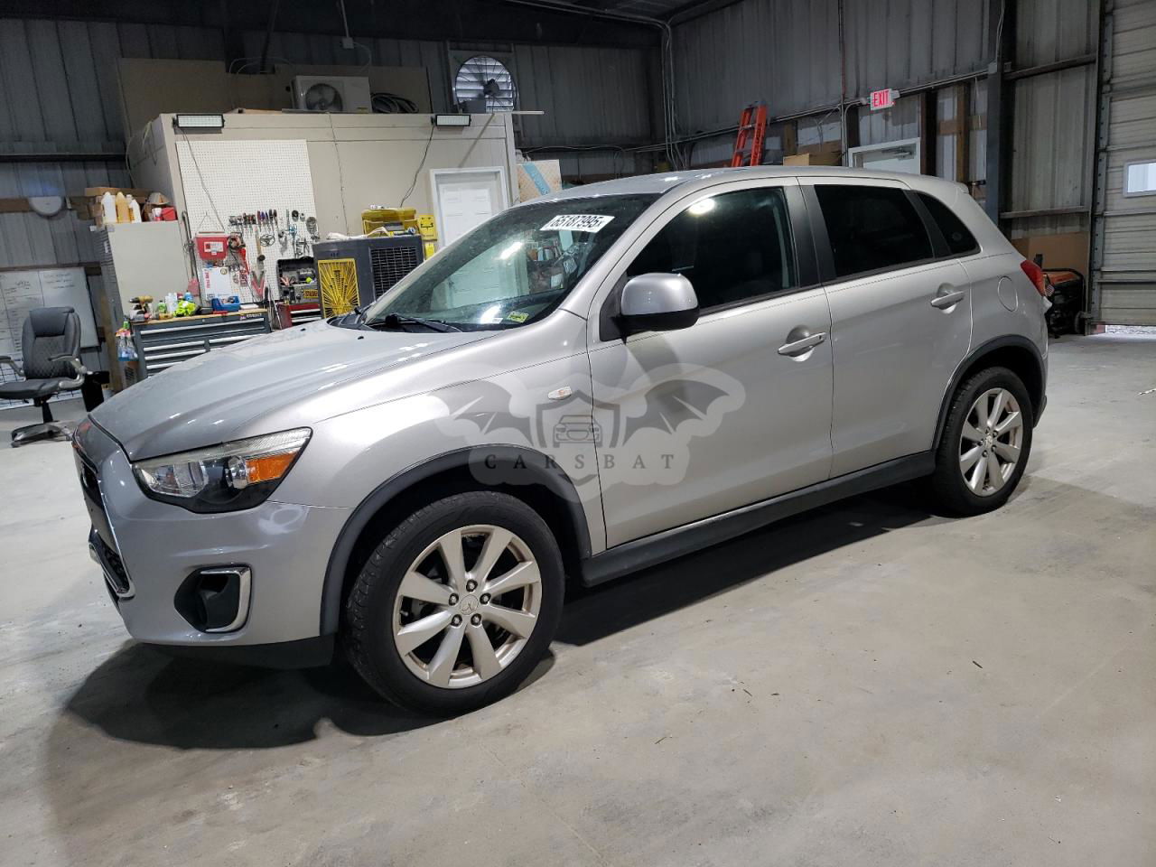 Mitsubishi Outlander ES 2.4L  4 2015