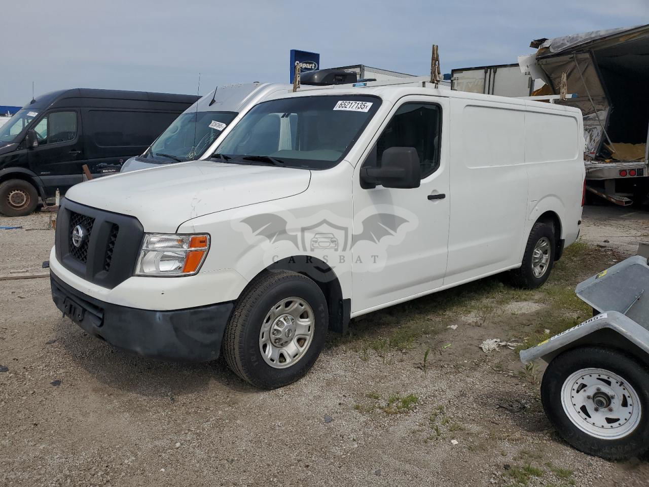Nissan NV series 1500 4.0L  6 2013