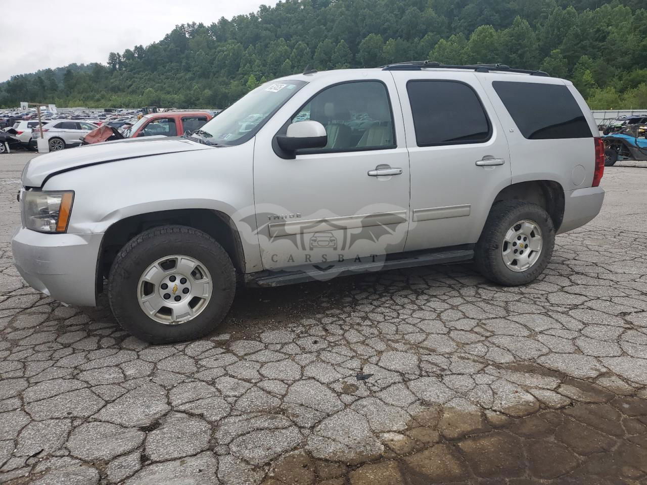 Chevrolet Tahoe K1500 LT 5.3L  8 2011