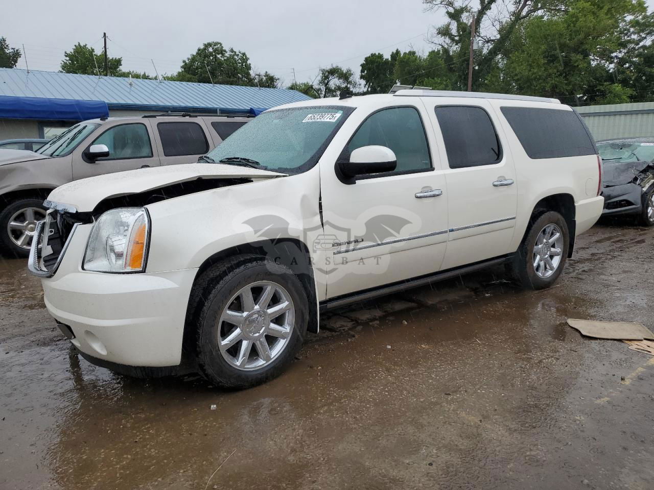 GMC Yukon DENALI 6.2L  8 2014