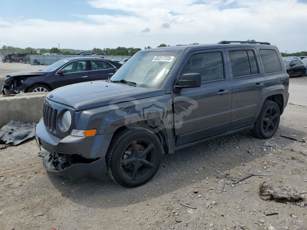 Jeep Patriot LATITUDE 2.4L  4 2017