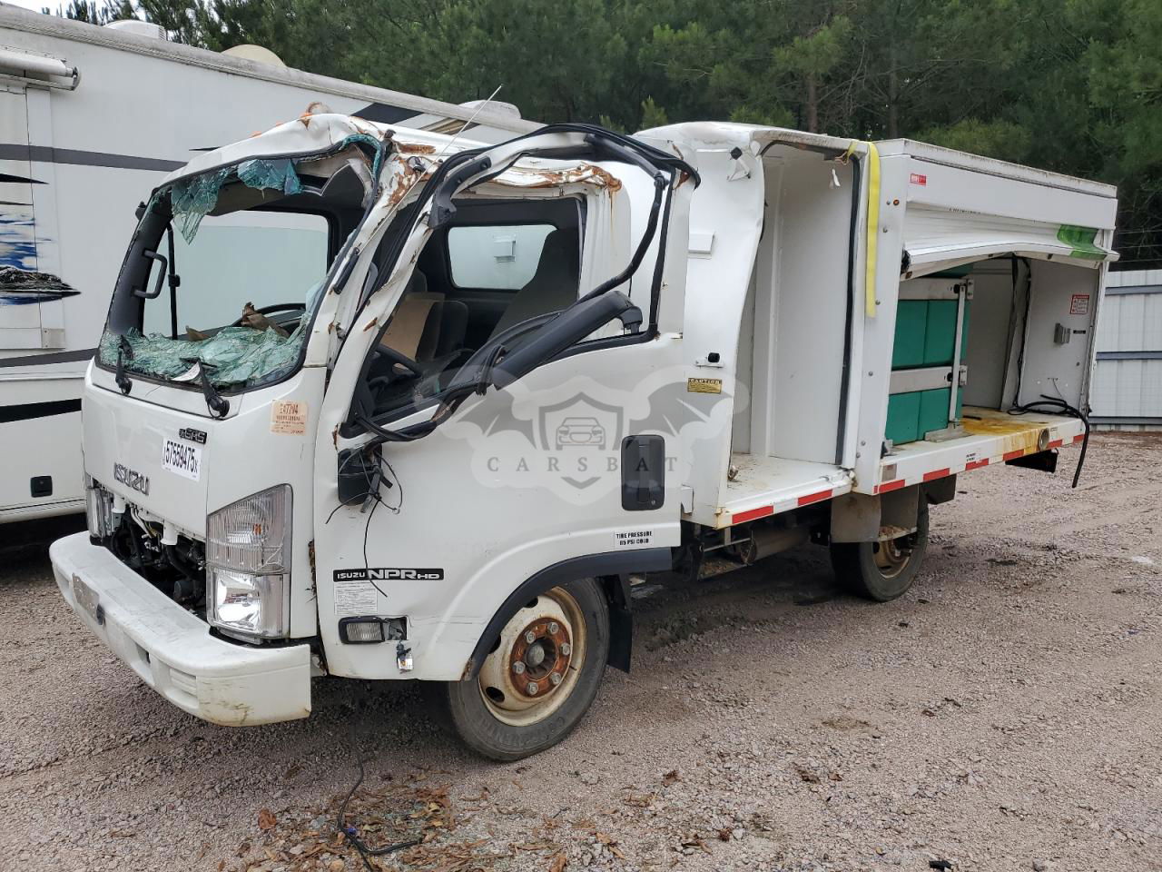 Isuzu NPR 6.6L  8 2020