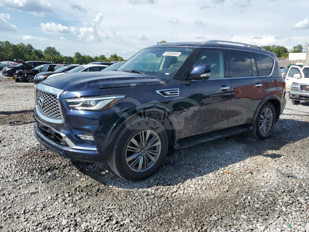 Infiniti QX80 LUXE 5.6L  8 2021