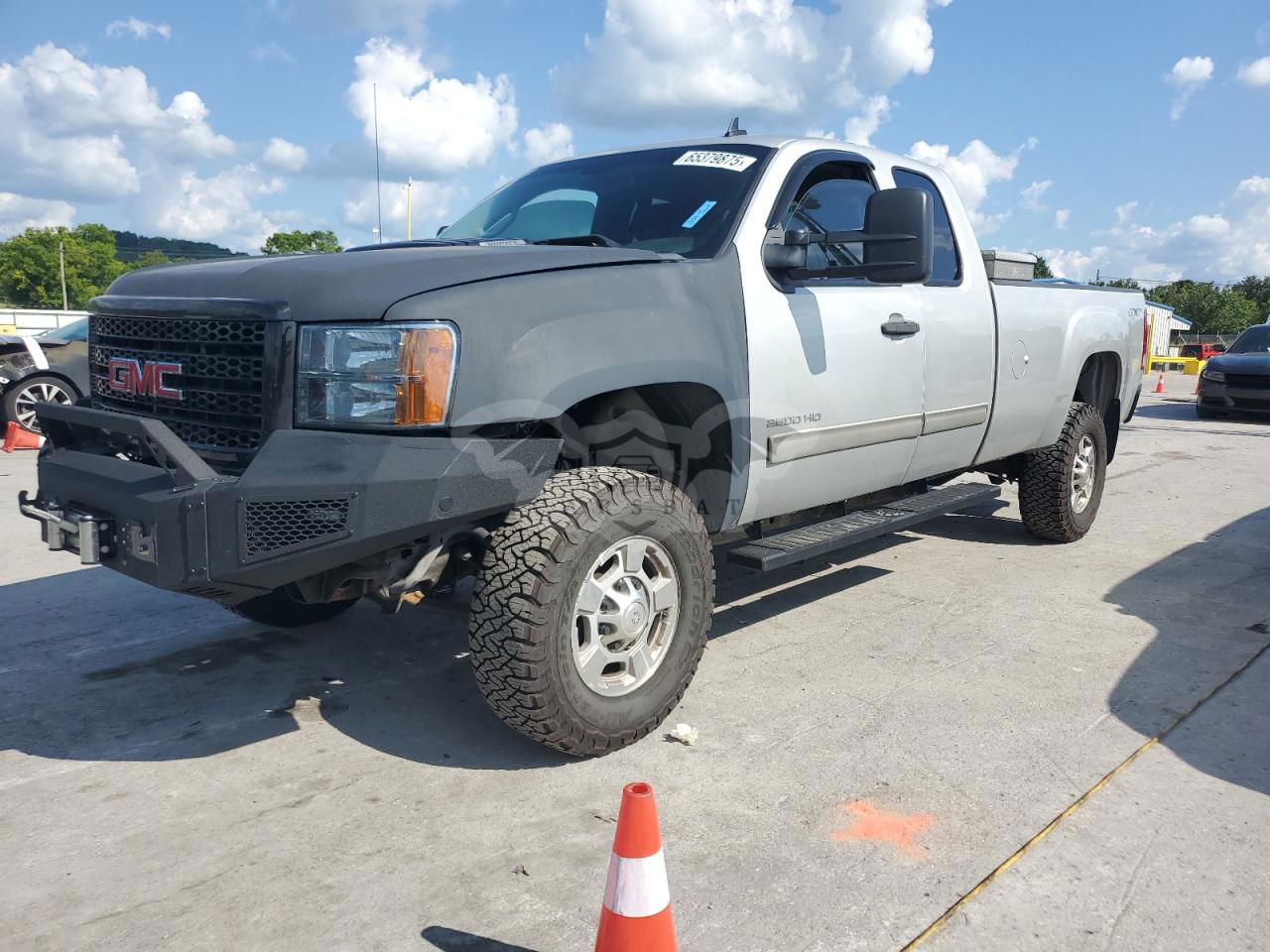 GMC Sierra K2500 SLE 6.0L  8 2011