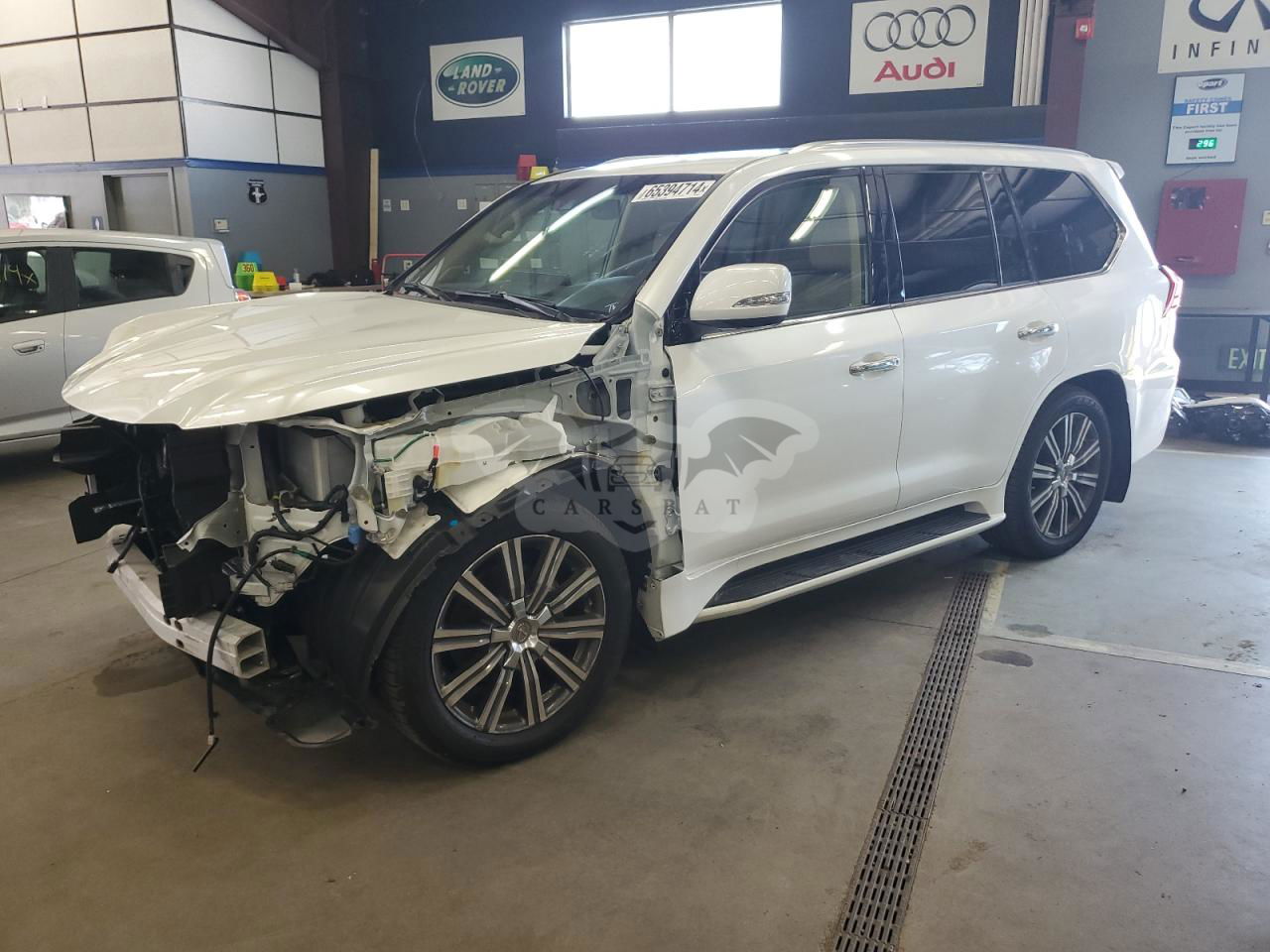 Lexus LX 2021