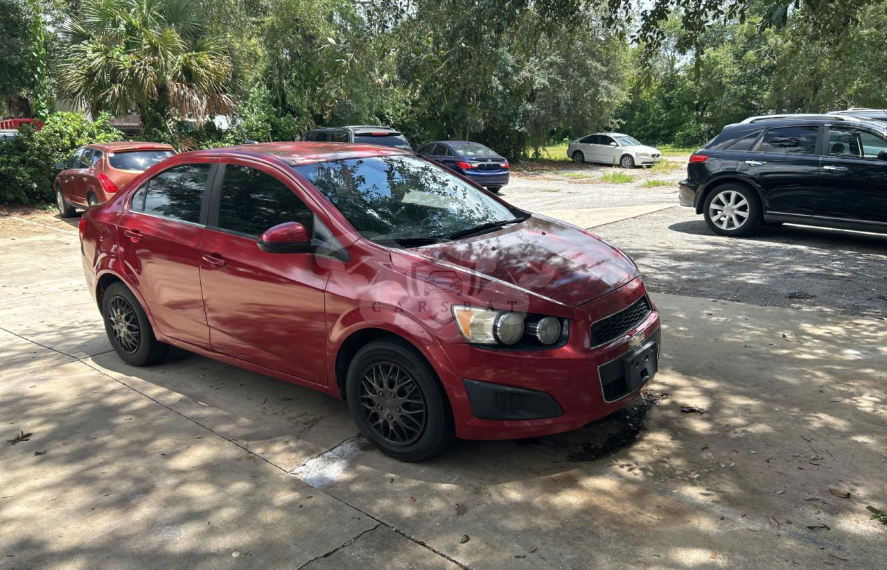 Chevrolet Aveo (Sonic) LS 1.8L  4 2014