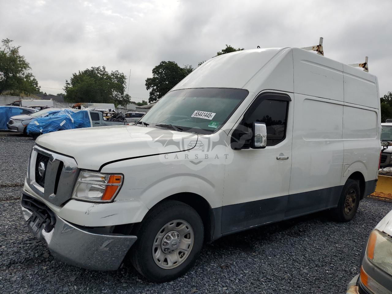 Nissan NV series 2500 5.6L  8 2012