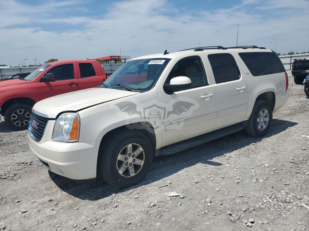 GMC Yukon K1500 SLT 5.3L  8 2013