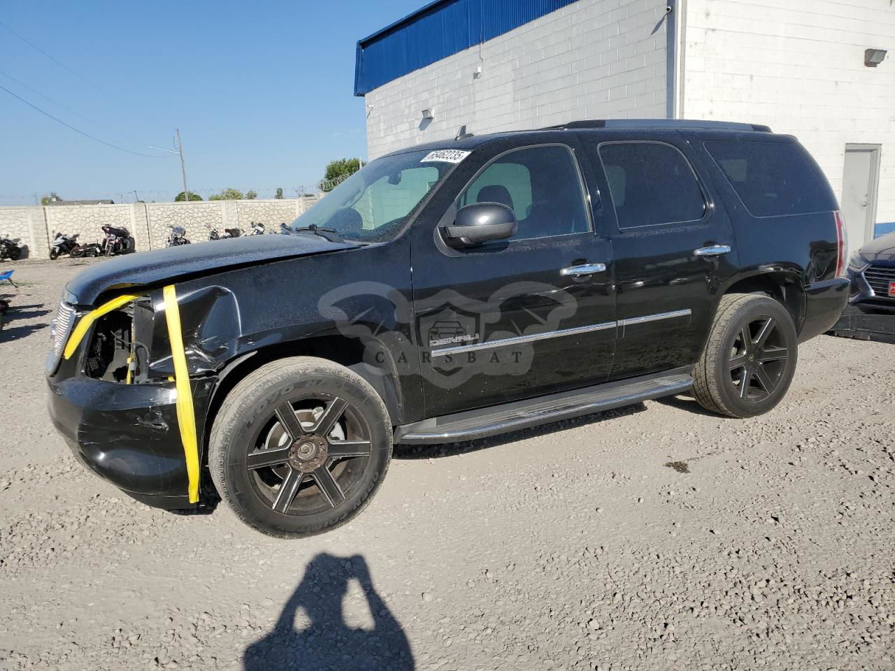 GMC Yukon DENALI 6.2L  8 2010