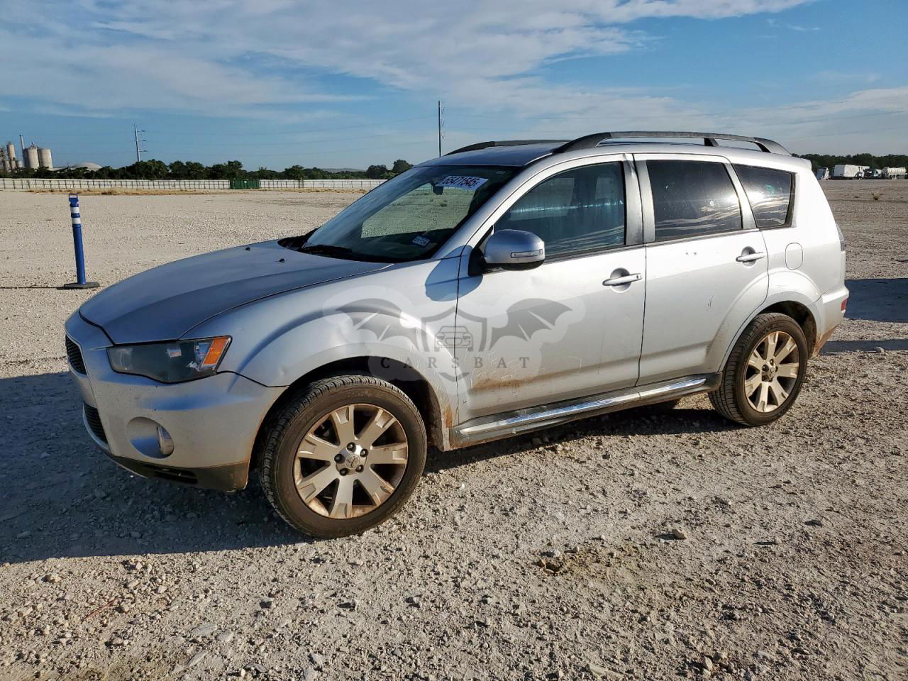 Mitsubishi Outlander SE 2.4L  4 2013