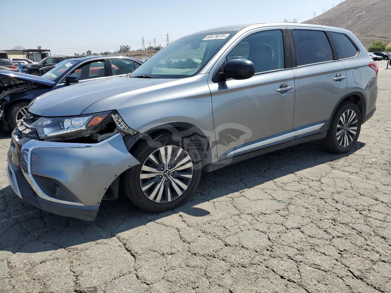 Mitsubishi Outlander ES 2.4L  4 2020