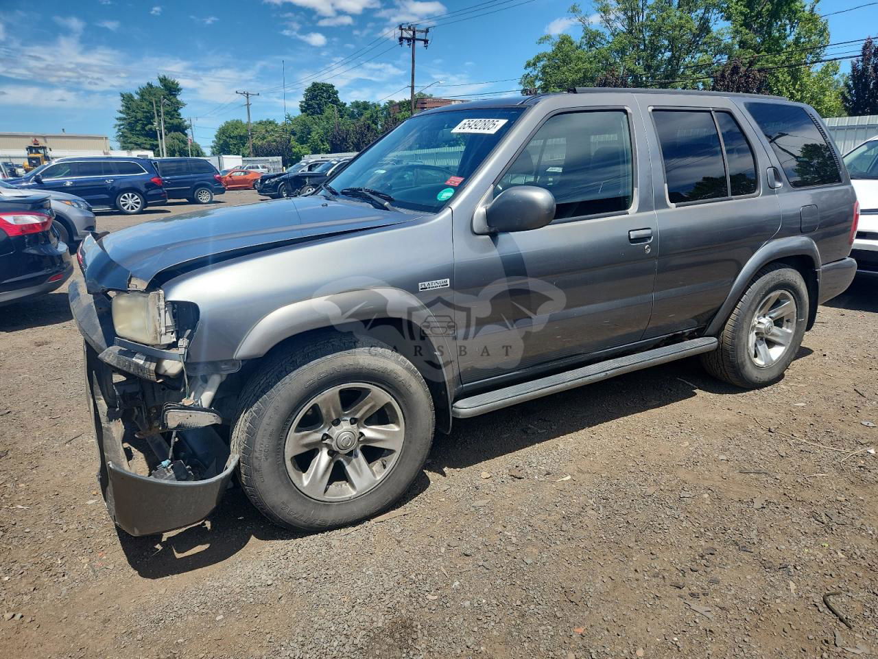 Nissan Pathfinder LE 3.5L  6 2004