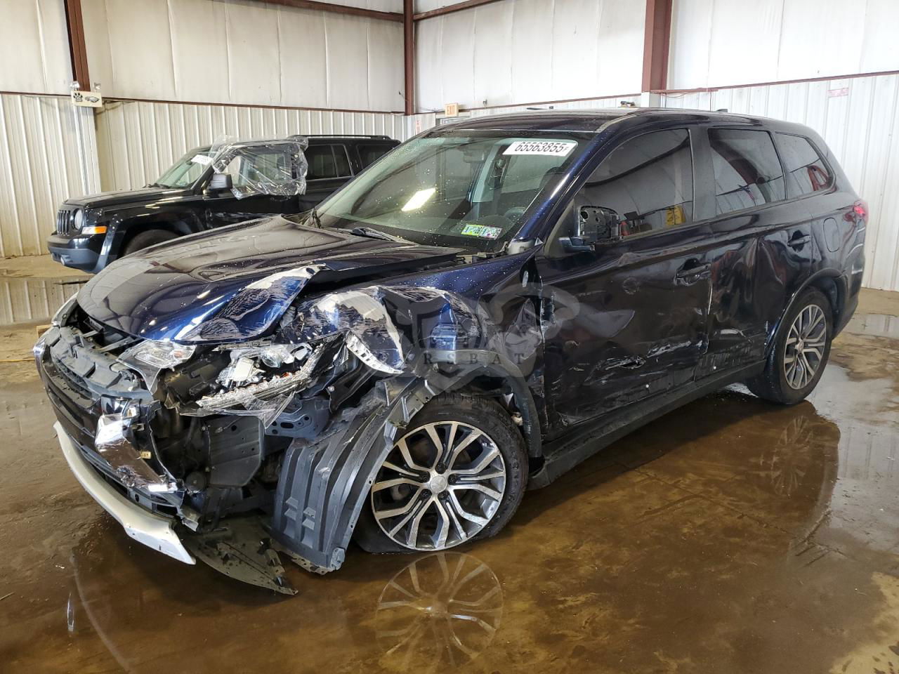 Mitsubishi Outlander ES 2.4L  4 2018