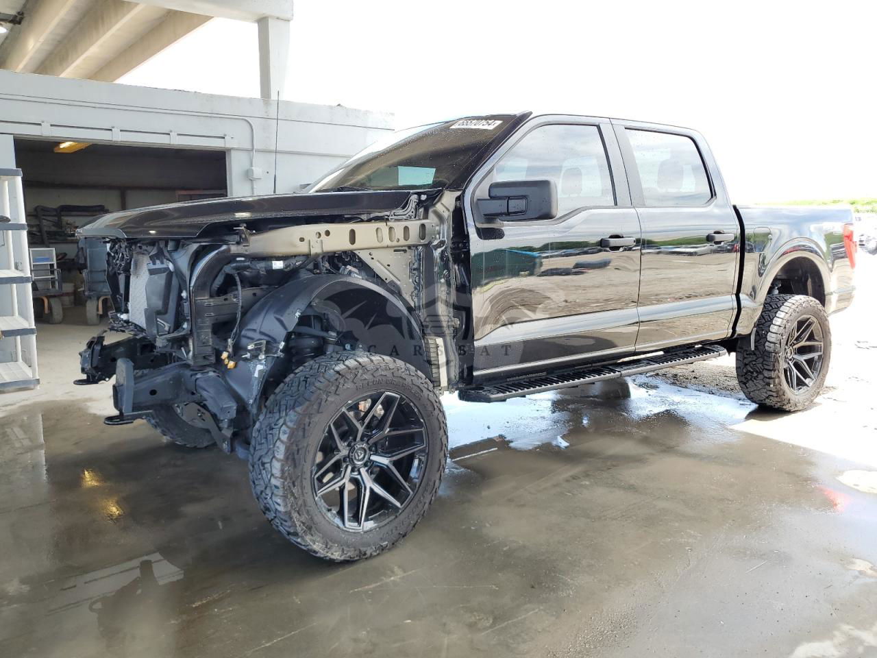 Ford F-150 SUPERCREW 5.0L  8 2023