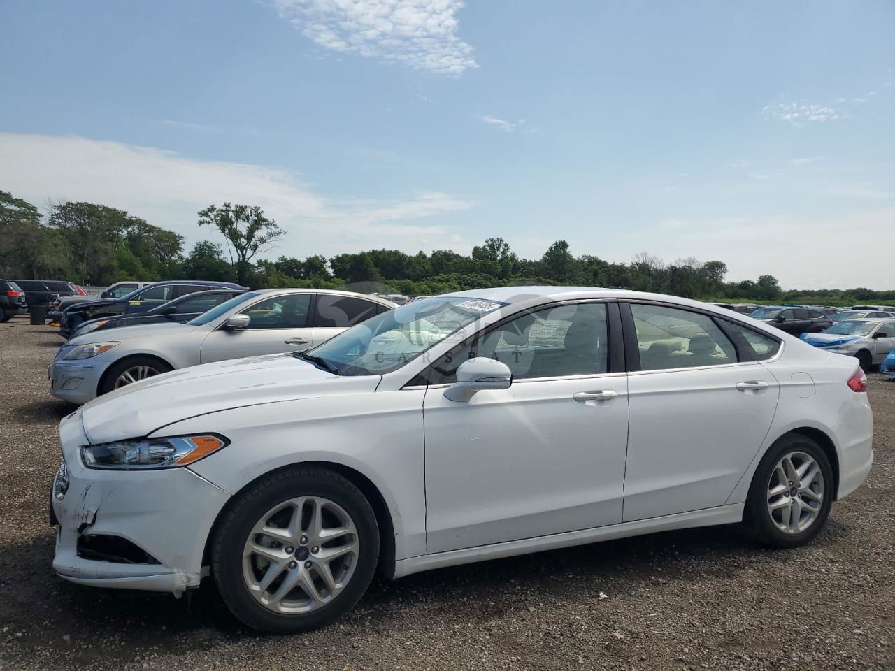 Ford Fusion SE 2.5L  4 2015