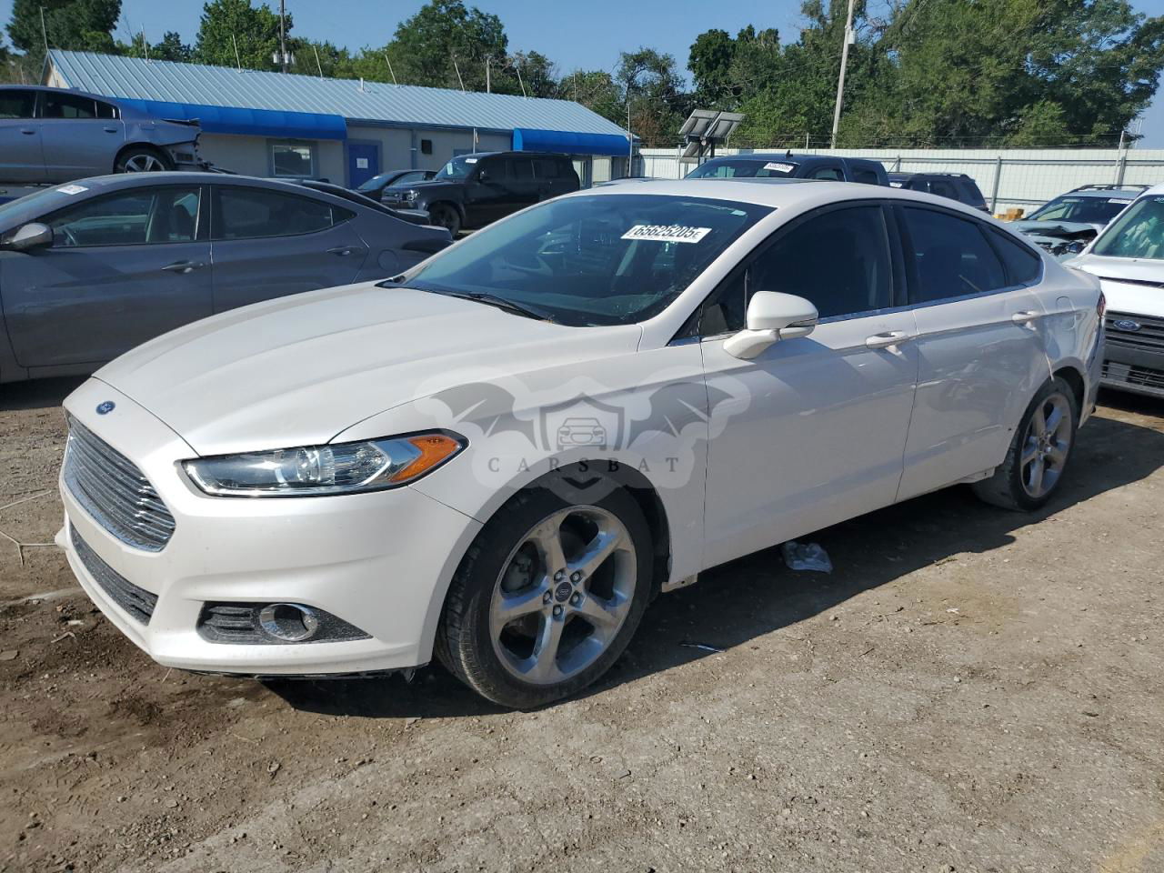Ford Fusion SE 2.0L  4 2015