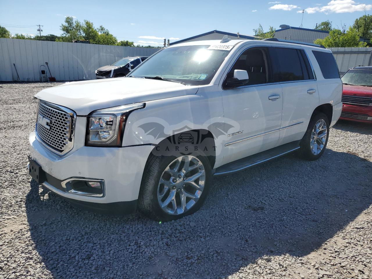 GMC Yukon DENALI 6.2L  8 2016