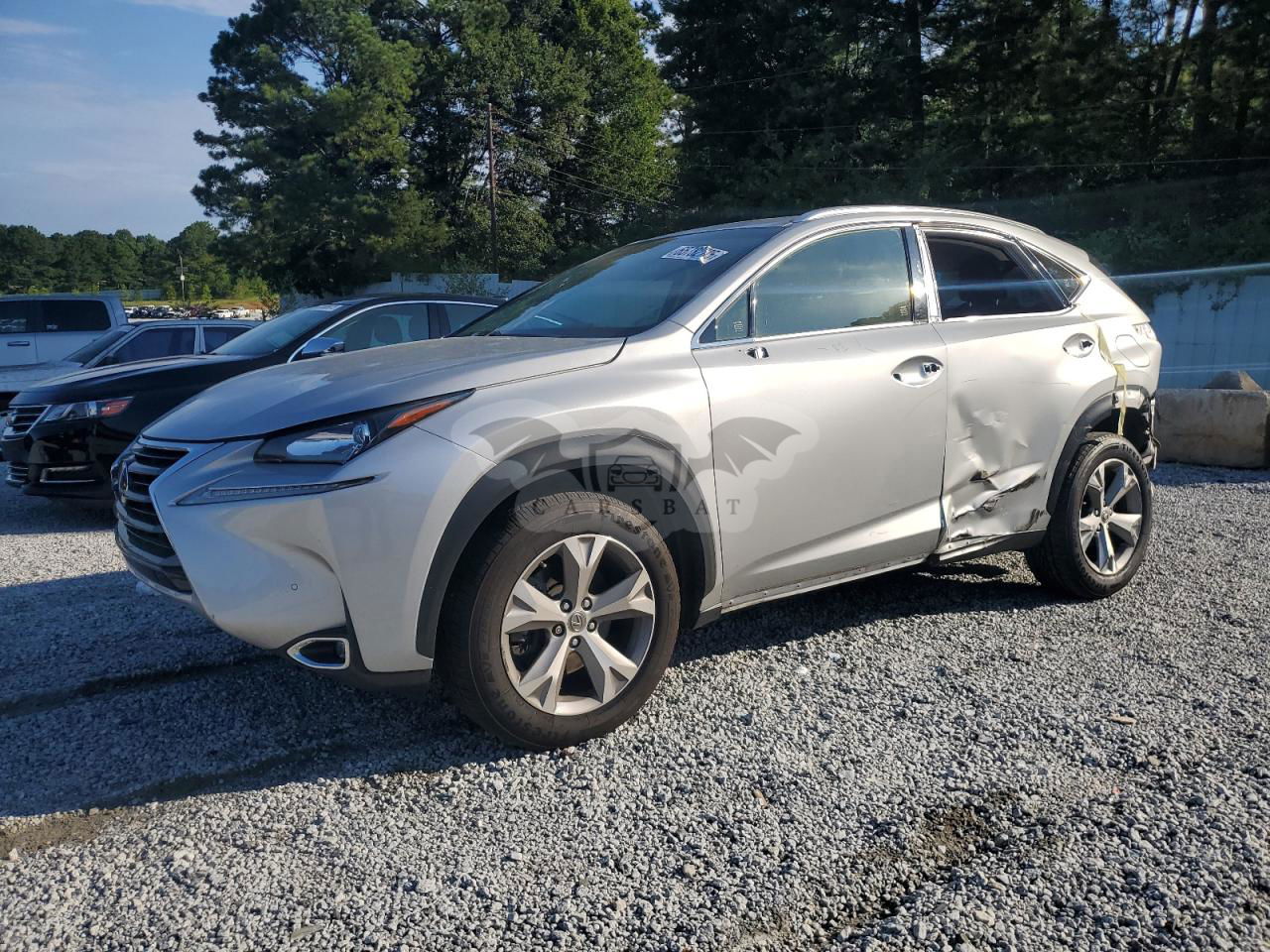 Lexus NX 200T BASE 2.0L  4 2017