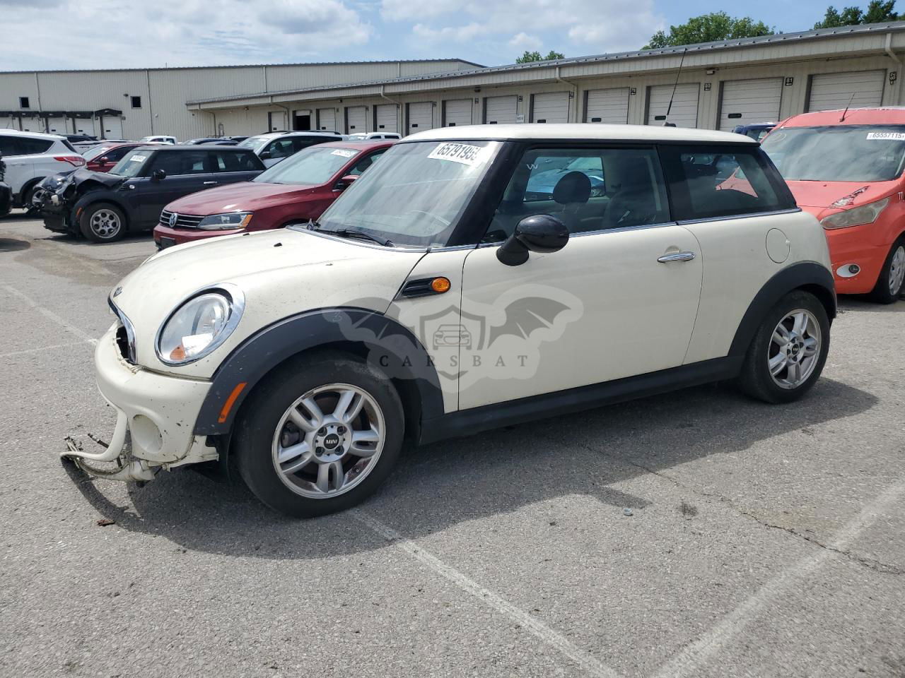 Mini Cooper 1.6L  4 2013