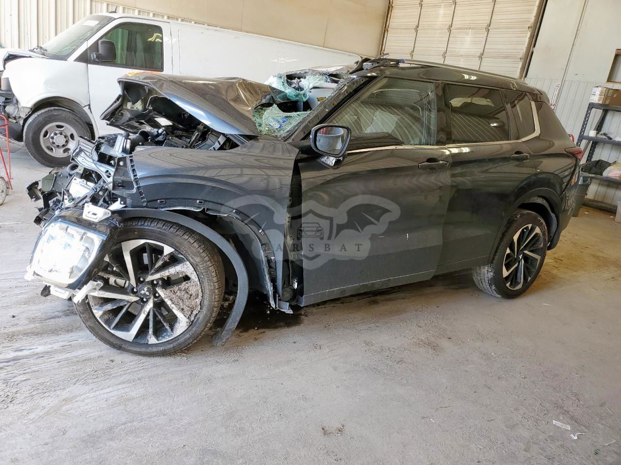 Mitsubishi Outlander SEL 2.5L  4 2024
