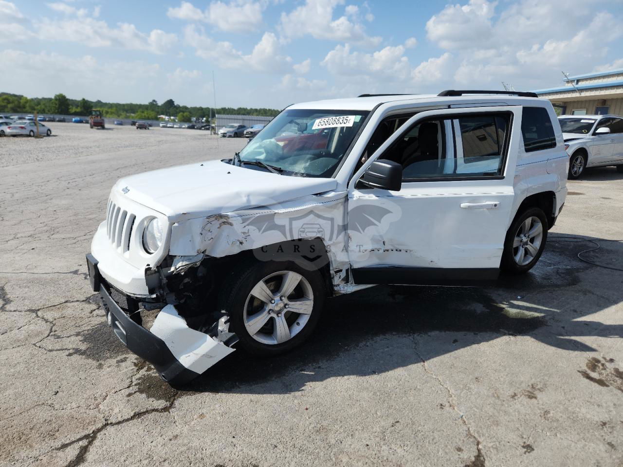 Jeep Patriot SPORT 2.4L  4 2011