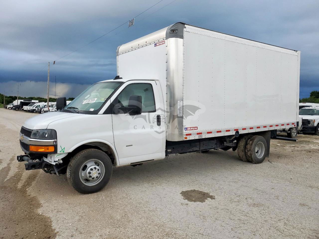 Chevrolet Express 6.6L  8 2024