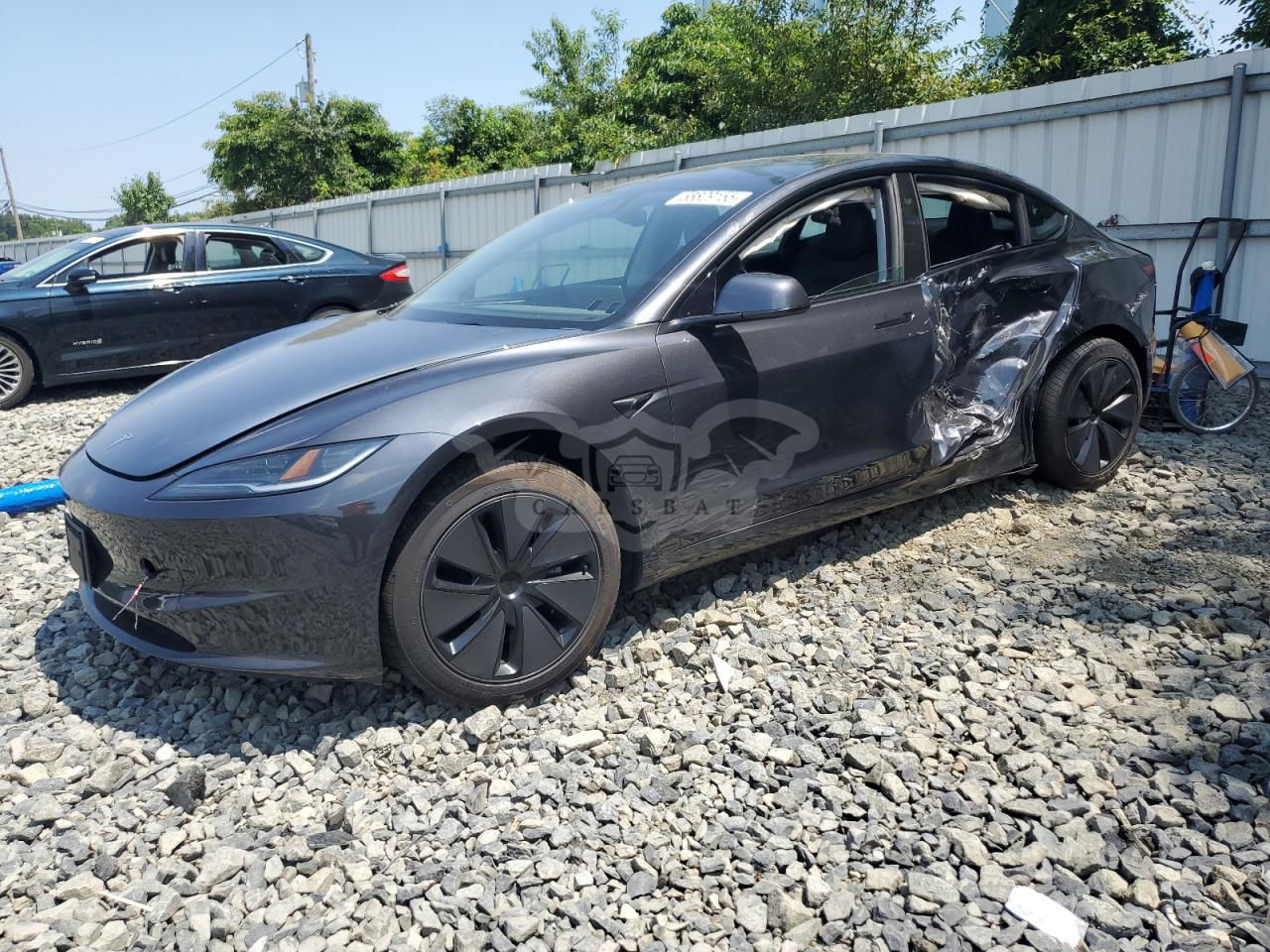 Tesla Model 3 2025