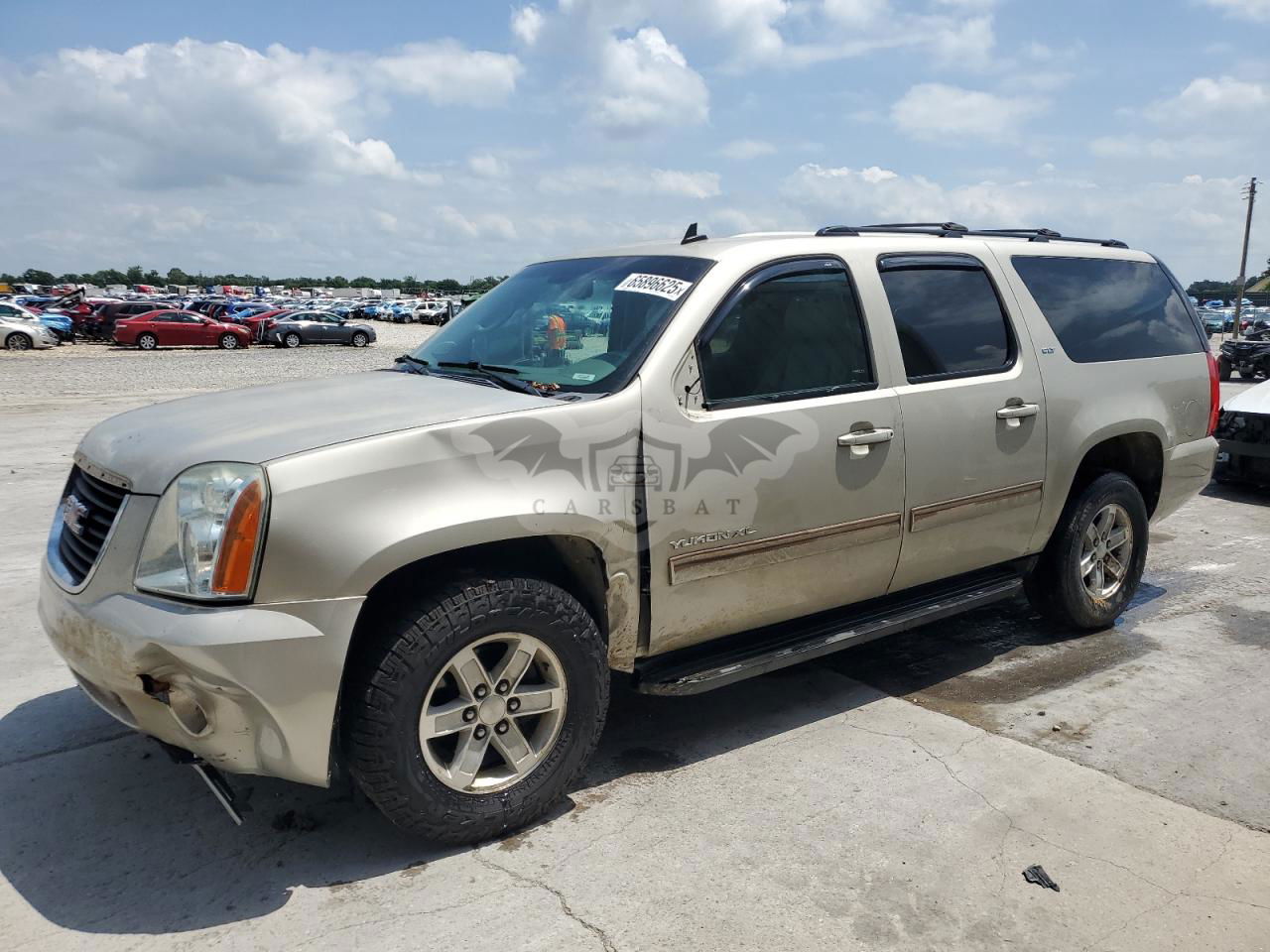GMC Yukon C1500 SLT 5.3L  8 2013