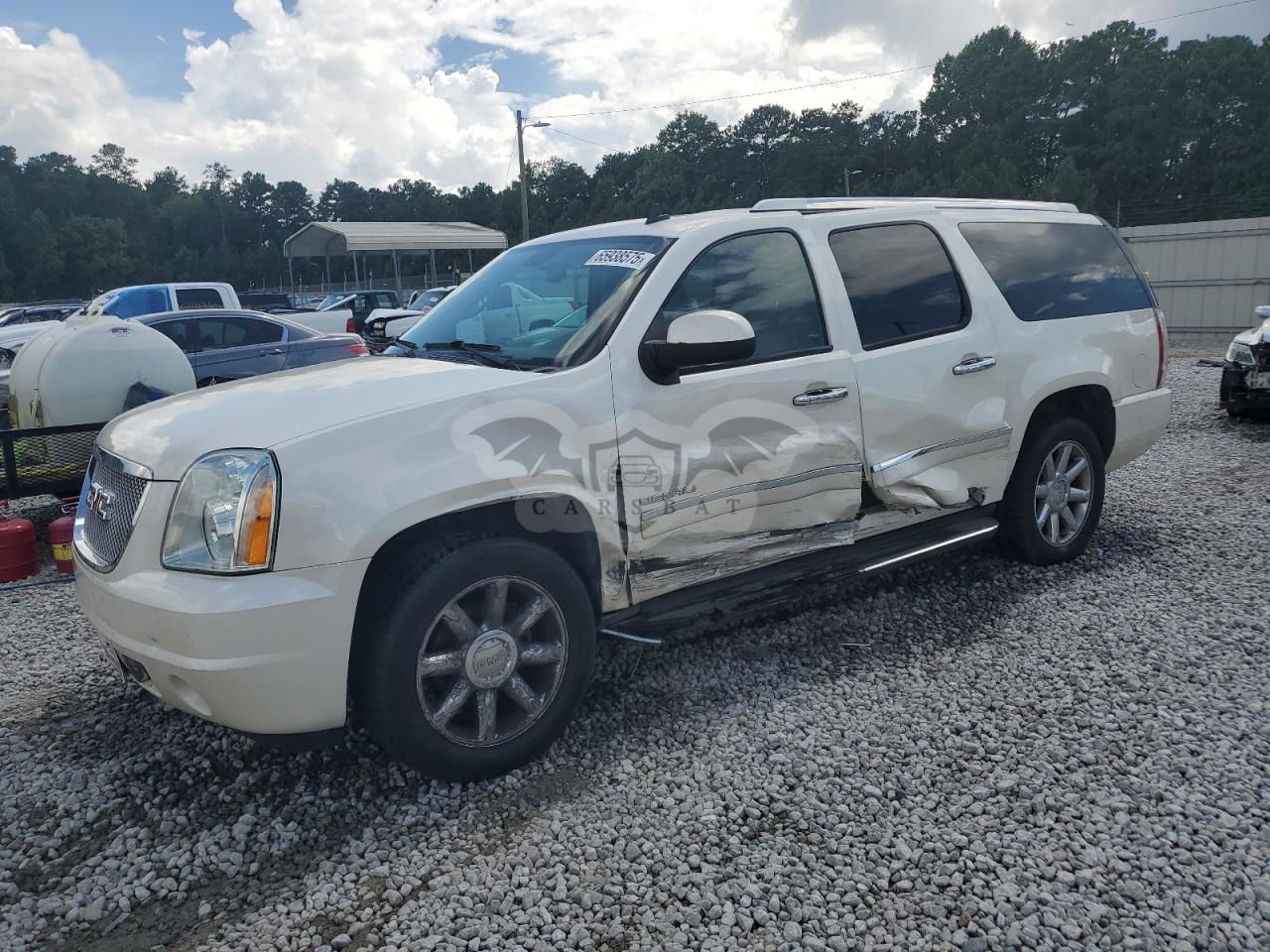 GMC Yukon DENALI 6.2L  8 2014