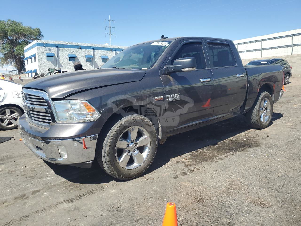 RAM 1500 SLT 5.7L  8 2018