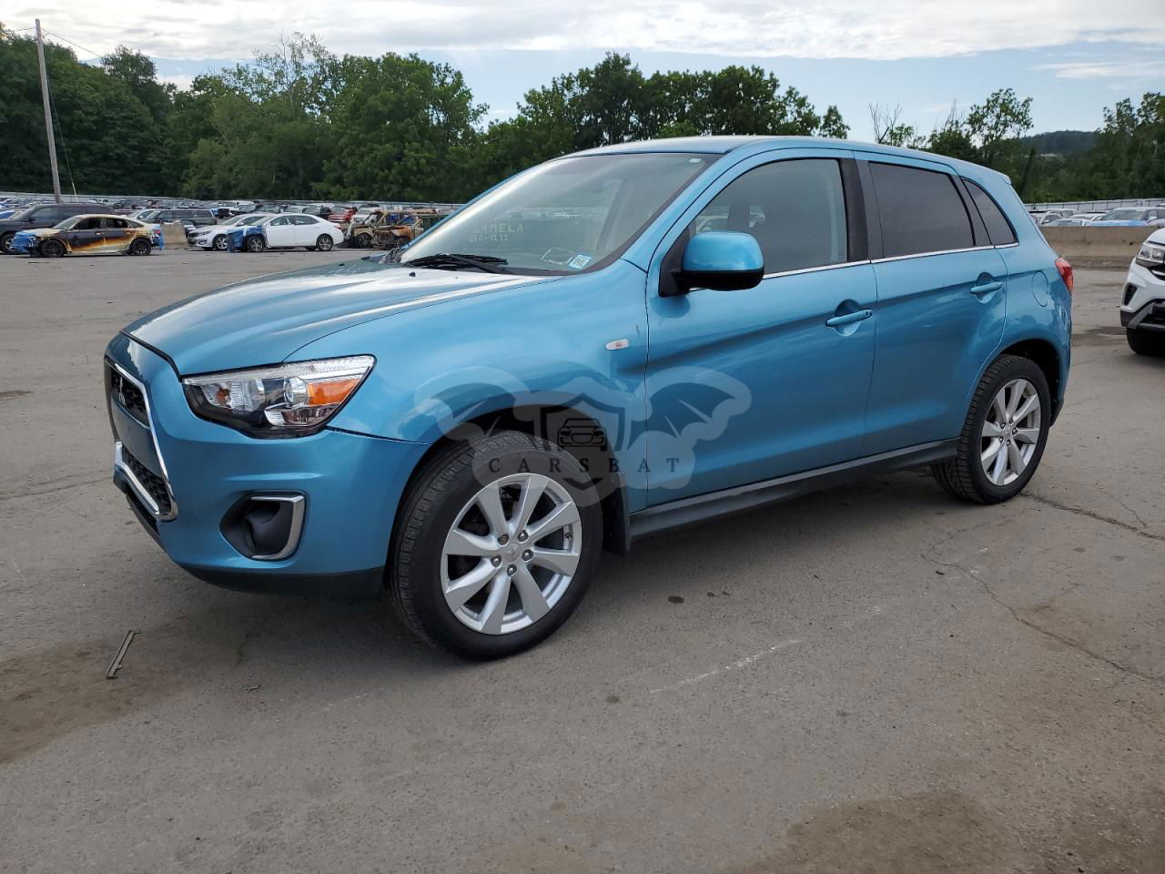 Mitsubishi Outlander SE 2.0L  4 2013