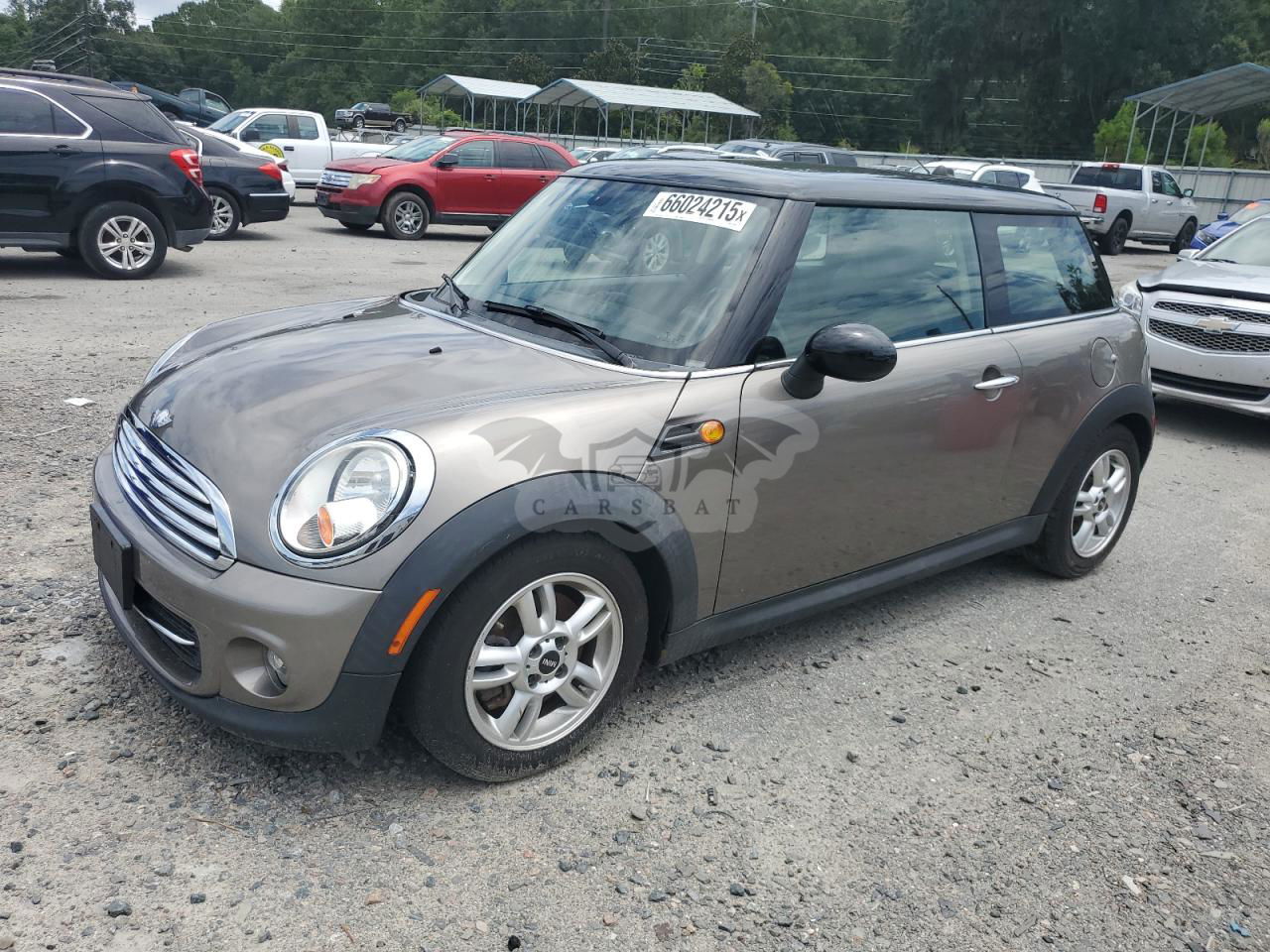Mini Cooper 1.6L  4 2013