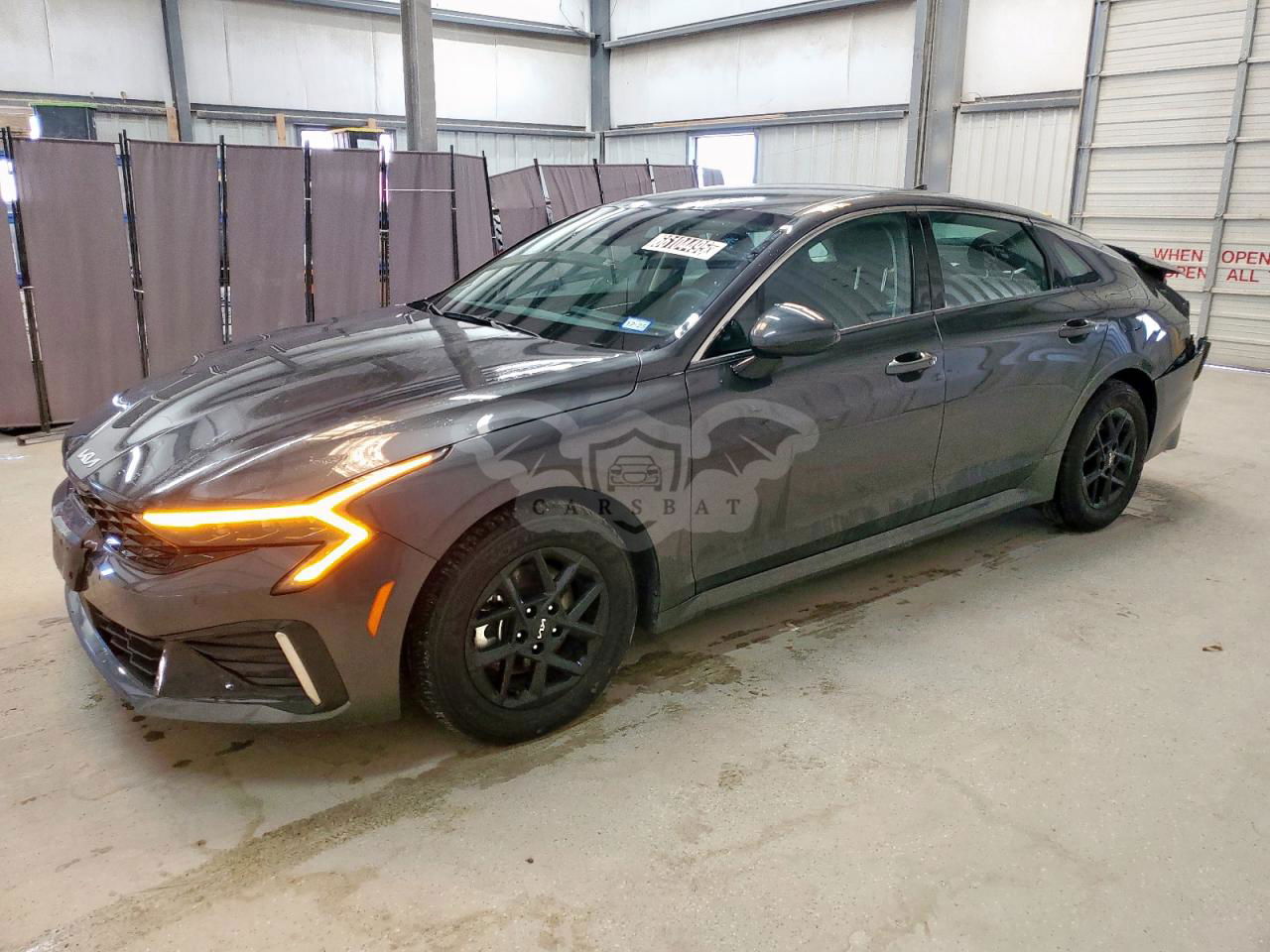 Kia K5 LXS 2.5L  4 2025