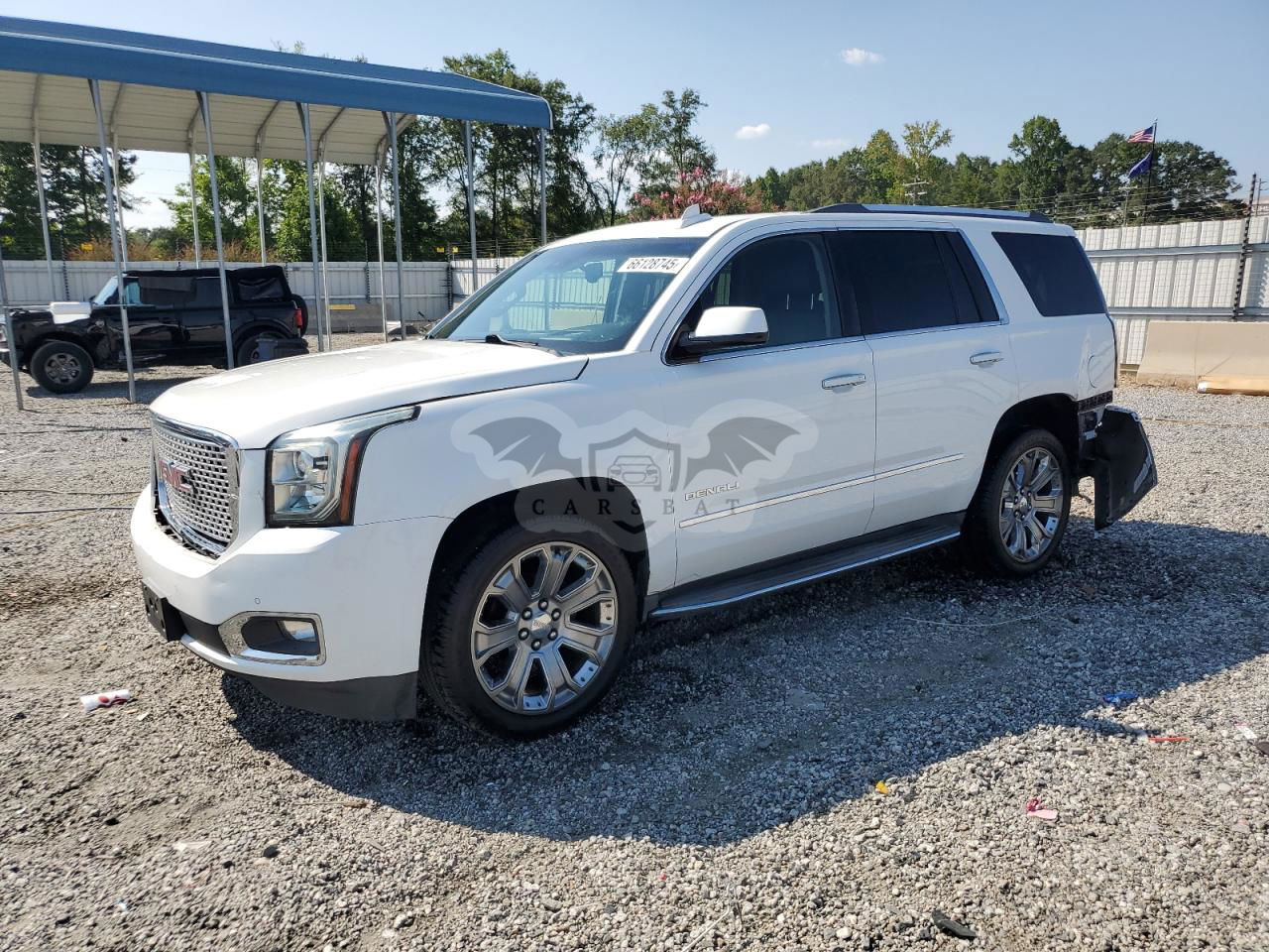 GMC Yukon DENALI 6.2L  8 2016