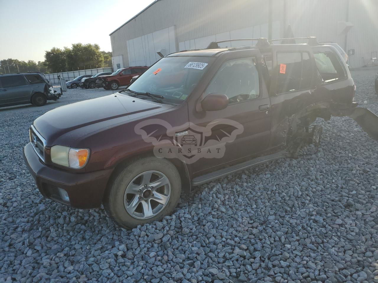 Nissan Pathfinder LE 3.5L  6 2004