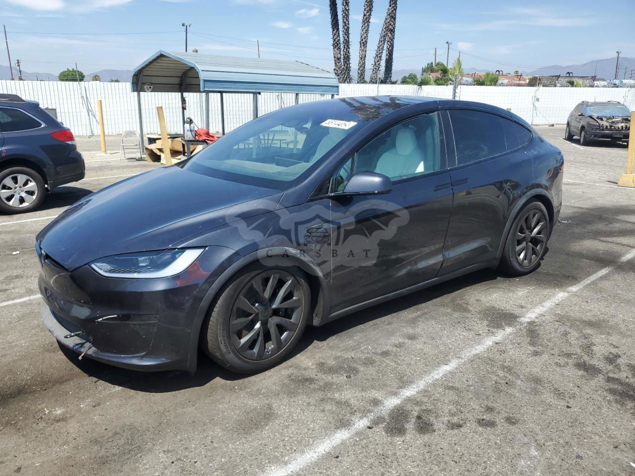 Tesla Model X 2024