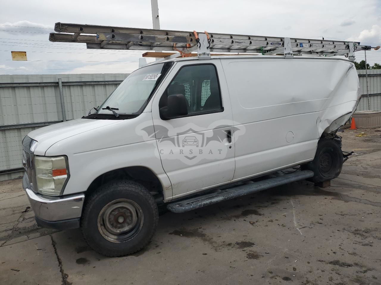 Ford Econoline E250 VAN 4.6L  8 2009