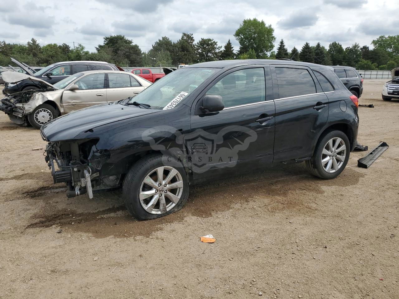 Mitsubishi Outlander SE 2.0L  4 2015