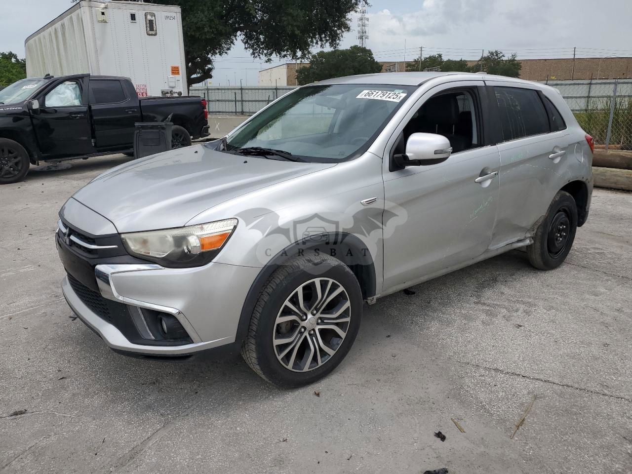 Mitsubishi Outlander ES 2.4L  4 2018