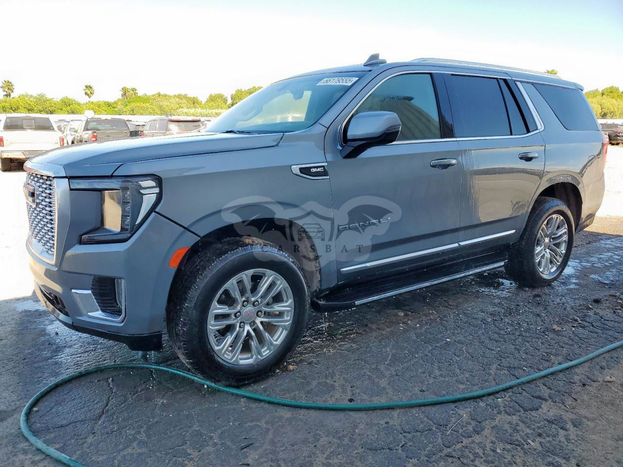 GMC Yukon DENALI 6.2L  8 2021