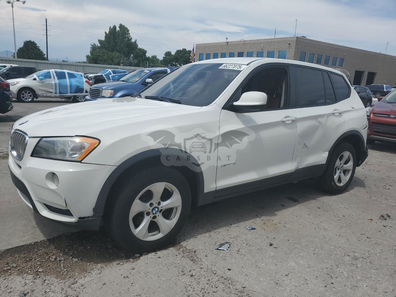BMW X3 XDRIVE28I 3.0L  6 2012