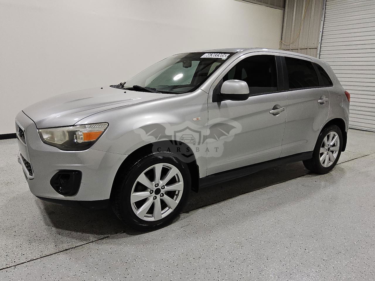 Mitsubishi Outlander ES 2.0L  4 2015