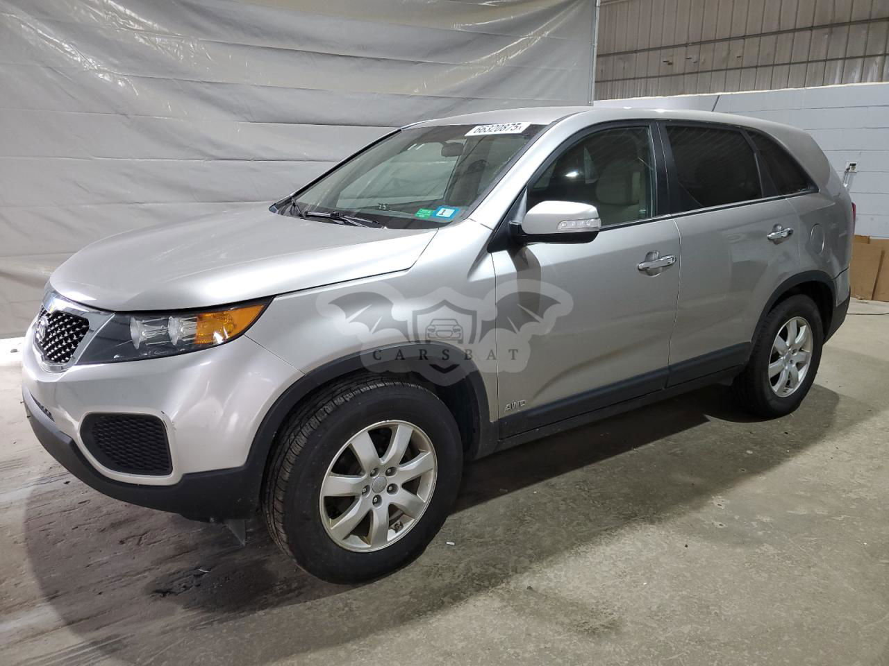 Kia Sorento LX 2.4L  4 2013