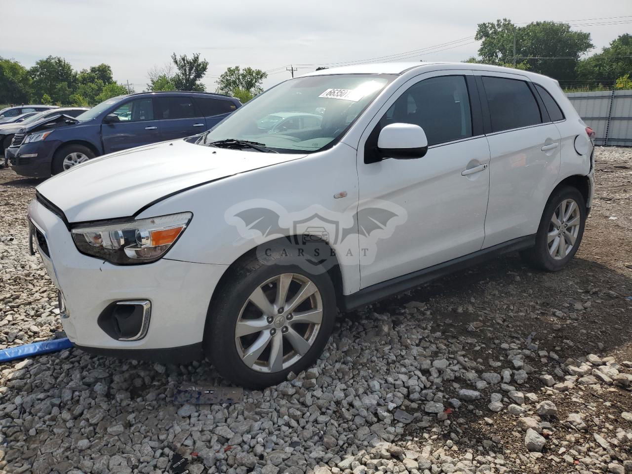 Mitsubishi Outlander SE 2.0L  4 2014